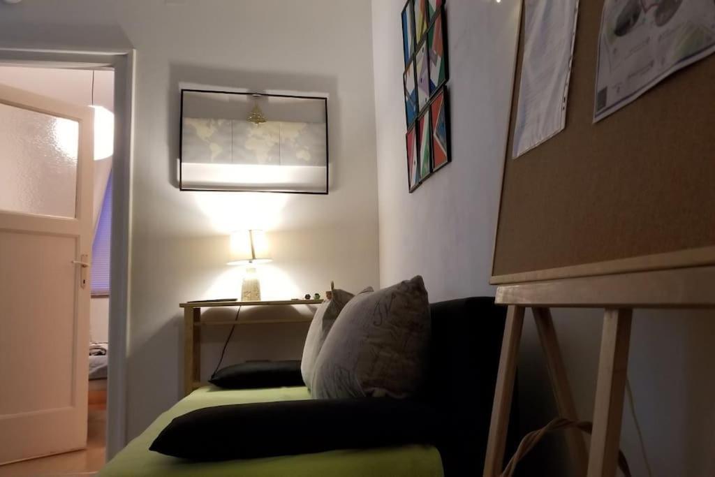 Atelier 12, Feeling Like An Artist! Promo Price Daire Belgrad Dış mekan fotoğraf